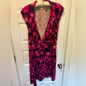 Diane von Furstenburg cap sleeve silk wrap dress